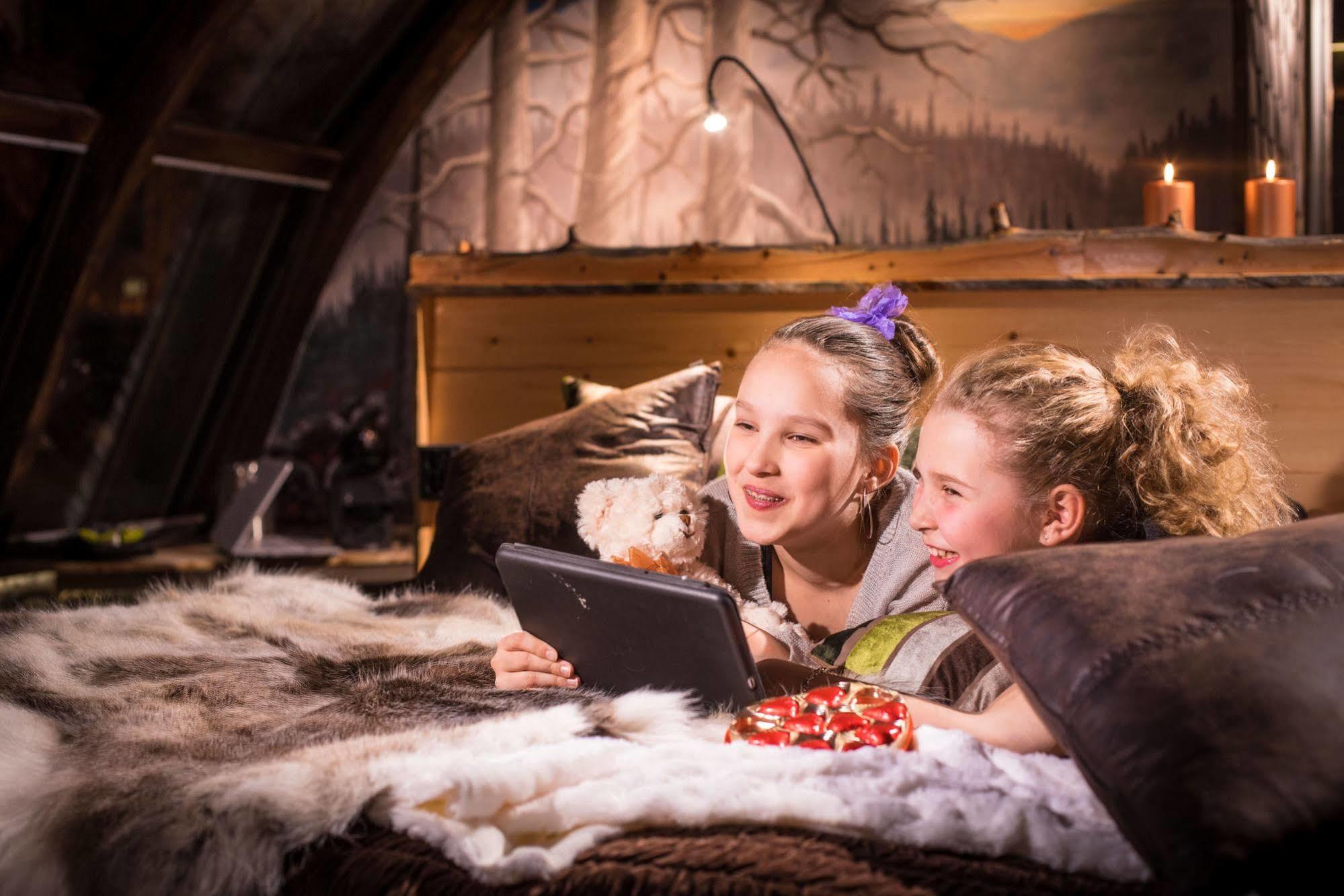 Lapland Northern Lights Hotel Ilveslinna Ranua Extérieur photo